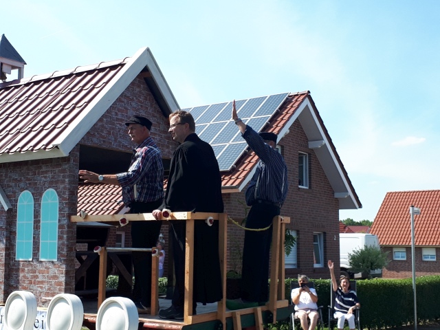 ../fotos/250-jahr-feier_ostrhauderfehn_2019/2019-06-23 16.17.10.jpg